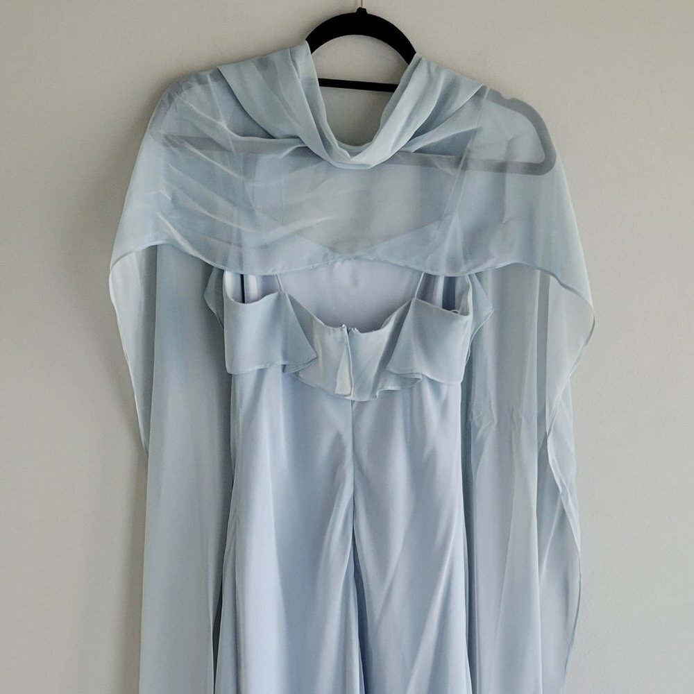 Long dress with with Matching Shawl from David's Bridal Size 6 - Picture 5 of 12